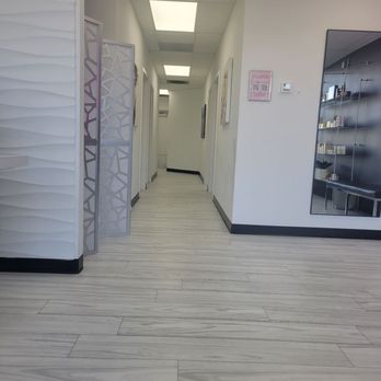 HotWax - Interior view - Skin Care Near Me - Nottingham, Maryland HotWax - Interior view - Skin Care Near Me - Nottingham, Maryland