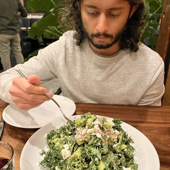 Dovetail Pizza - Green salad - Pizza Near Me - Austin, Texas