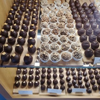 Ethereal Confections - Cafes Near Me - Woodstock, Illinois