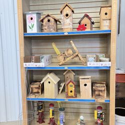 Pully's Farm Market - Inside