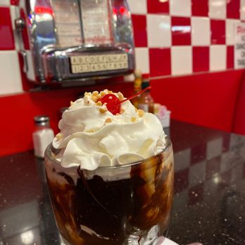 Busy Bee Cafe - Small hot fudge sundae - Diners Near Me - Ventura, California Busy Bee Cafe - Small hot fudge sundae - Diners Near Me - Ventura, California