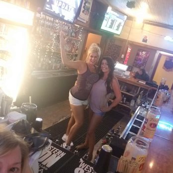 Jack's Roadhouse - Bars Near Me - San Marcos, Texas