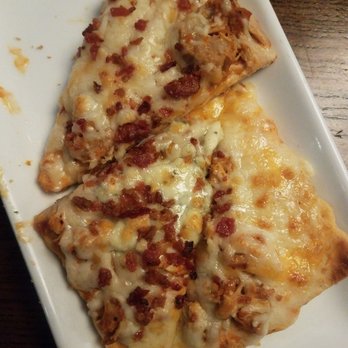 TGI Fridays Everett - Buffalo chicken & bacon flatbread! - American Near Me - Everett, Massachusetts TGI Fridays Everett - Buffalo chicken & bacon flatbread! - American Near Me - Everett, Massachusetts