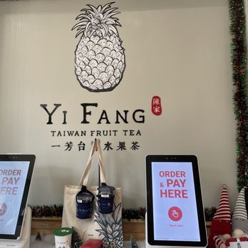 Bloome Fruit Tea - Kiosk - Bubble Tea Near Me - Boston, Massachusetts