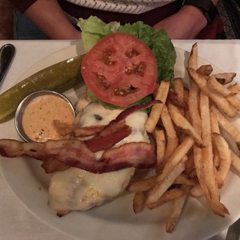 Old Ebbitt Grill - Chicken sandwich - Bars Near Me - Washington, DC, District of Columbia