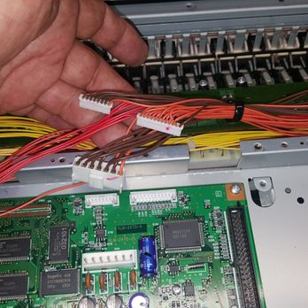 Austin Keyboards - Keyboard assembly removal. - Electronics Repair Near Me - Austin, Texas Austin Keyboards - Keyboard assembly removal. - Electronics Repair Near Me - Austin, Texas