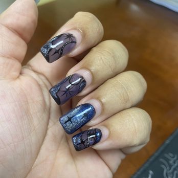 Organic Nail Bar - New growth again, 3 weeks worth - Nail Salons Near Me - Tustin, California