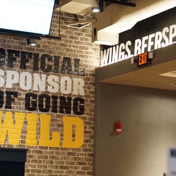 Buffalo Wild Wings - Front entrance of Buffalo Wild Wings windward - Sports Bars Near Me - Kaneohe, Hawaii Buffalo Wild Wings - Front entrance of Buffalo Wild Wings windward - Sports Bars Near Me - Kaneohe, Hawaii