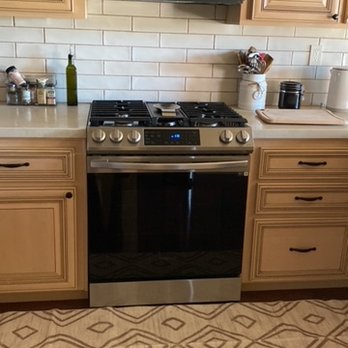 The Bay Painting - Cabinets
Before - Painters Near Me The Bay Painting - Cabinets
Before - Painters Near Me