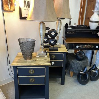 Rebels Relics Trading - Antiques Near Me - Roslyn, Washington