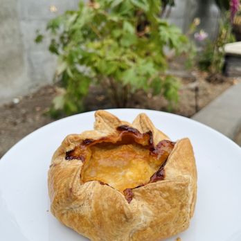 Sweetdragon Baking Company - Mango and raspberry tart with cream cheese - Desserts Near Me - San Jose, California Sweetdragon Baking Company - Mango and raspberry tart with cream cheese - Desserts Near Me - San Jose, California