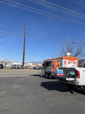 Basilios Tacos by null