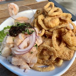 Classico B52s combo of ceviche and fried seafood Classico B52s combo of ceviche and fried seafood
