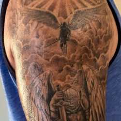 King Pete Tattoo - Amazing start on the right arm