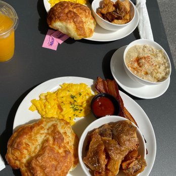 Seasons By 10/Fold - 10 fold breakfast with side of gravy - Breakfast & Brunch Near Me - Myrtle Beach, South Carolina Seasons By 10/Fold - 10 fold breakfast with side of gravy - Breakfast & Brunch Near Me - Myrtle Beach, South Carolina