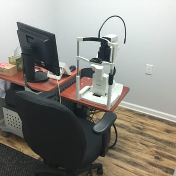 Gregory Mays, MD PLC - Heidelberg Engineering OCT Spectralis Machine in the OCT Room at Gregory C. Mays M.D., PLC - Optometrists Near Me - Covington, Virginia Gregory Mays, MD PLC - Heidelberg Engineering OCT Spectralis Machine in the OCT Room at Gregory C. Mays M.D., PLC - Optometrists Near Me - Covington, Virginia