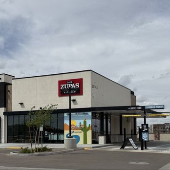 Café Zupas - Outside with drive-thru. - Soup Near Me - Queen Creek, Arizona Café Zupas - Outside with drive-thru. - Soup Near Me - Queen Creek, Arizona