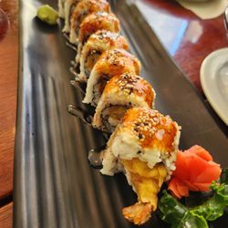 Sushi Moto Asian - Celebration Roll