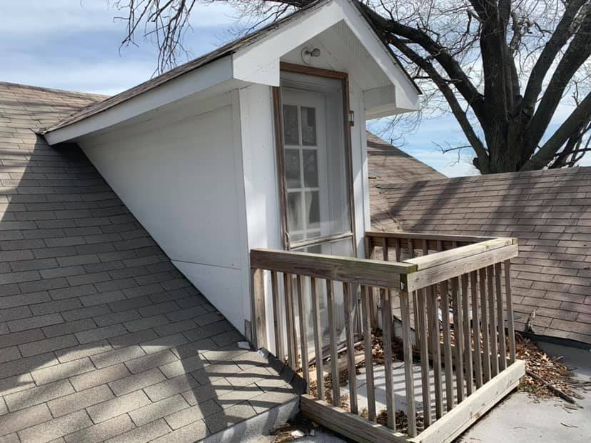 Slide of Castillo Roofing Solutions