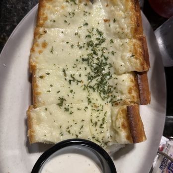 Vince's Ristorante - Garlic cheese loaf - DELISH - Italian Near Me - West Sacramento, California Vince's Ristorante - Garlic cheese loaf - DELISH - Italian Near Me - West Sacramento, California