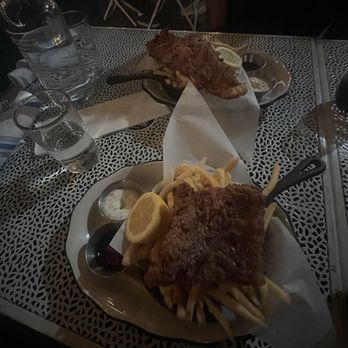 Drift In - Fish and chips portion in 2 plates - Seafood Near Me - New York, New York