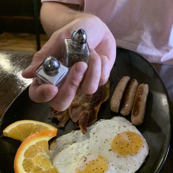 Tiffany's On Broadway - a plate of food - Breakfast & Brunch Near Me - Chicago, Illinois