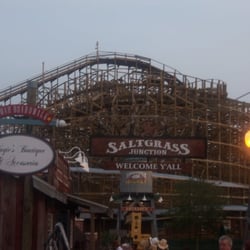 Kemah Boardwalk - New wooden roller coaster