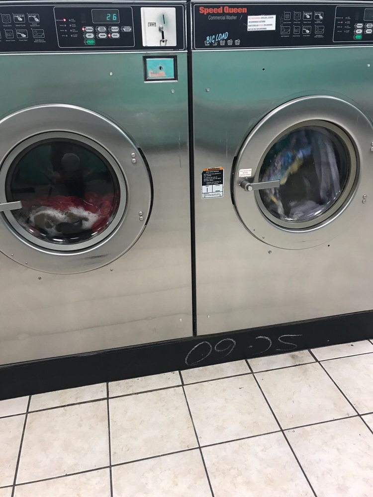 SOAP & SUN LAUNDRY AND TAN 310 E St, Martinsville, Indiana