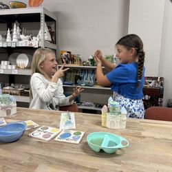 Laurel Street Arts - Friends, laughing and having fun