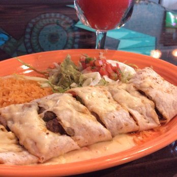 La Catrina - Burrito Fajitas, strawberry margarita - Mexican Near Me - St. Louis, Missouri La Catrina - Burrito Fajitas, strawberry margarita - Mexican Near Me - St. Louis, Missouri