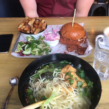 Eat Me Cafe - Cafes Near Me - Scarborough, NYK