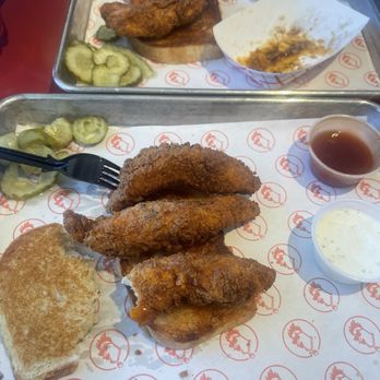 Lucky’s Hot Chicken - MED Tenders redo - Chicken Shop Near Me - Dallas, Texas Lucky’s Hot Chicken - MED Tenders redo - Chicken Shop Near Me - Dallas, Texas