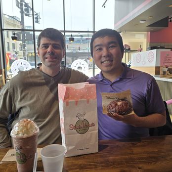 Stan's Donuts & Coffee - Donuts Near Me - Chicago, Illinois Stan's Donuts & Coffee - Donuts Near Me - Chicago, Illinois