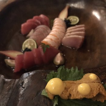 Park Restaurant - Sashimi - sea urchin, albacore tuna, salmon, horse mackerel - Asian Fusion Near Me - Westmount, Quebec Park Restaurant - Sashimi - sea urchin, albacore tuna, salmon, horse mackerel - Asian Fusion Near Me - Westmount, Quebec