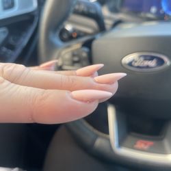 Usa Nails - The nails angle upwards  only of of them is straight...