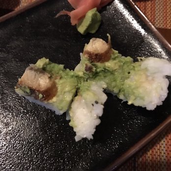 Oka Sushi Bar - Eel "pressed" sushi with only a tiny bit of eel - Sushi Bars Near Me - Playa del Carmen, ROO Oka Sushi Bar - Eel "pressed" sushi with only a tiny bit of eel - Sushi Bars Near Me - Playa del Carmen, ROO