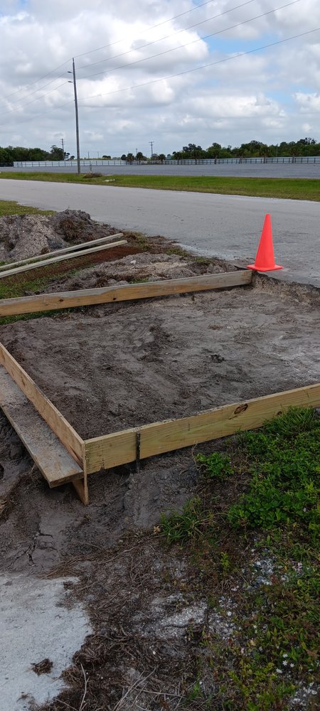 Slide of Qrazy Qreationz