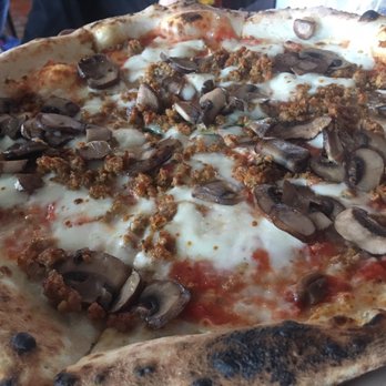 Cane Rosso - Gus - Pizza Near Me - Fort Worth, Texas