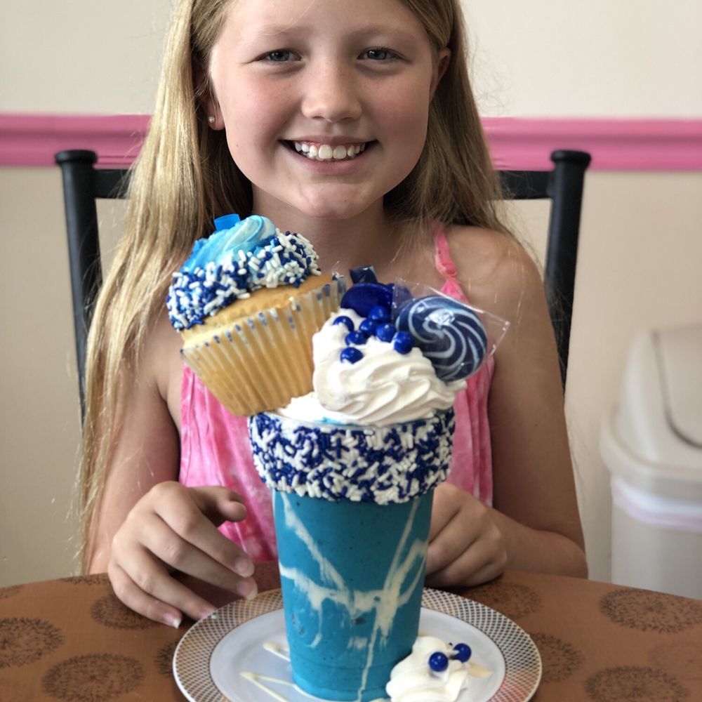 Tee's Cakes & Pastries - Chelsea mega shake - Bakeries Near Me - Chelsea, Alabama Tee's Cakes & Pastries - Chelsea mega shake - Bakeries Near Me - Chelsea, Alabama