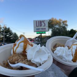 Lib's Dairy Treats - Thank you Libs for the delicious warm apple crisp and ice cream!!! Yum!!!!