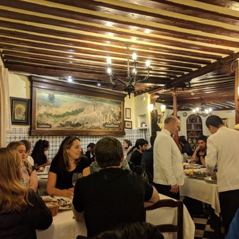 Botín - Upstairs dining area - Spanish Near Me - Madrid, M Botín - Upstairs dining area - Spanish Near Me - Madrid, M