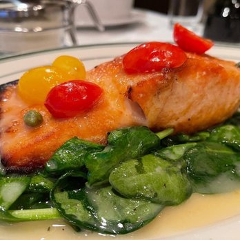 Rosebud on Rush - Norwegian Salmon - Piccata - Italian Near Me - Chicago, Illinois