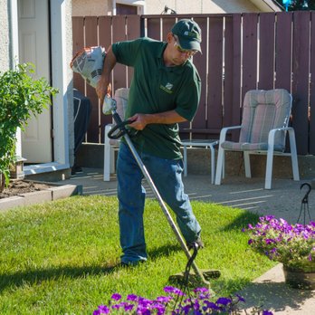 White 'N Green - Snow Removal Near Me - Edmonton, Alberta White 'N Green - Snow Removal Near Me - Edmonton, Alberta