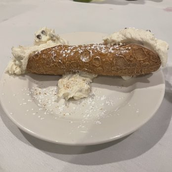 Steve's Piccola Bussola - Cannoli - Italian Near Me - Hauppauge, New York