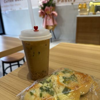 Rainbow Bakery - HK milk tea, scallion bun - Bakeries Near Me - Queens, New York Rainbow Bakery - HK milk tea, scallion bun - Bakeries Near Me - Queens, New York