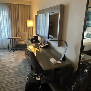 Indianapolis Marriott Downtown - Nice work space with lights and power - Hotels Near Me - Indianapolis, Indiana