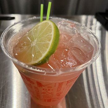 District Smokehouse - Bulldog daiquiri - Barbeque Near Me - Savannah, Georgia District Smokehouse - Bulldog daiquiri - Barbeque Near Me - Savannah, Georgia