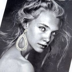 Earings