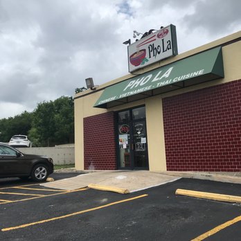 Pho La - Got green tea boba here! Yum! And you can sit down to eat. - Vietnamese Near Me - San Antonio, Texas Pho La - Got green tea boba here! Yum! And you can sit down to eat. - Vietnamese Near Me - San Antonio, Texas