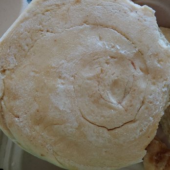 The Stilly Diner - RAW CINNAMON ROLL - American Near Me - Arlington, Washington